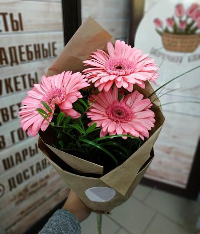 Букет цветов из: Герберы в Кубанской
