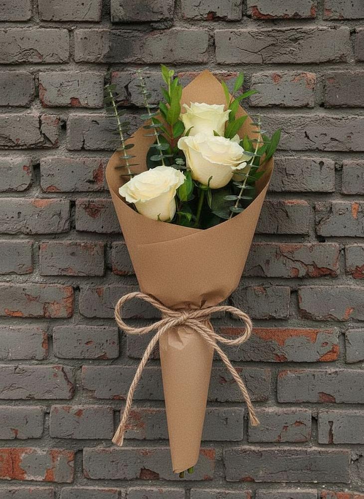 Букет из 3 роз в Кубанской Букет цветов из: Розы в Кубанской