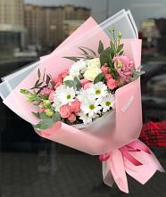Букет цветов из:  Розы, Лизиантусы и Хризантемы #REPLACE_PRED# Кубанской